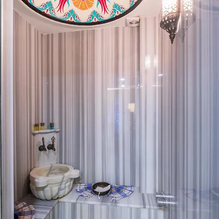 Hotel Ayramin Deluxe Taksim 3*