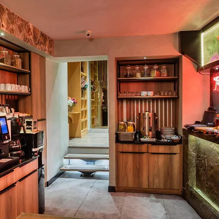 Ayramin Deluxe Taksim 3*