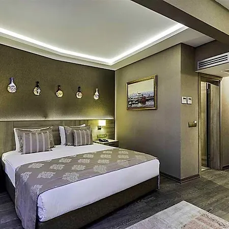 Hotel Ayramin Deluxe Taksim 3*