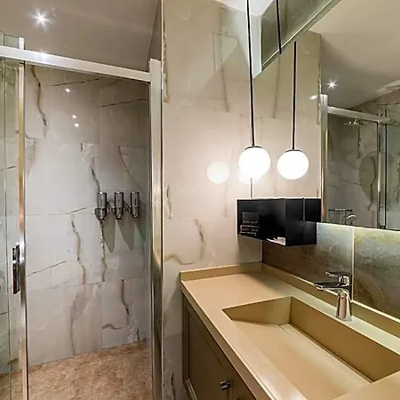 Ayramin Deluxe Taksim