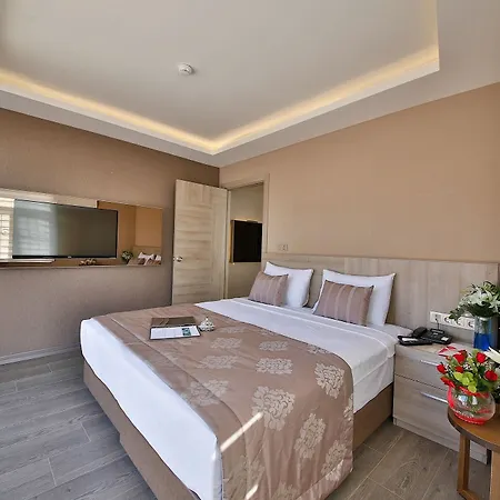 Ayramin Deluxe Taksim 3*